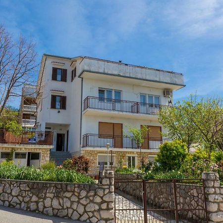 Apartman Nada Драмал Екстериор снимка