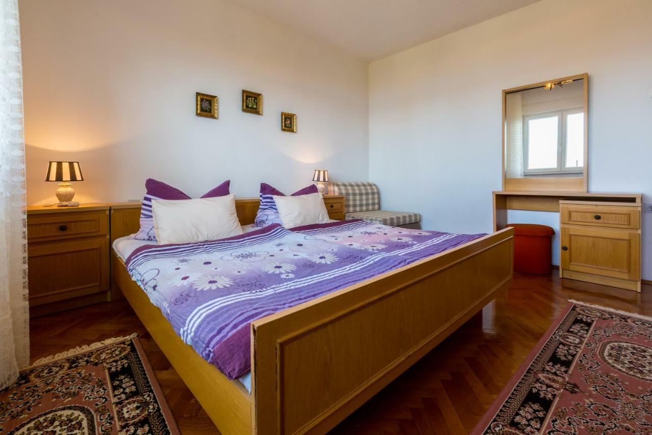 Apartman Nada Драмал Екстериор снимка